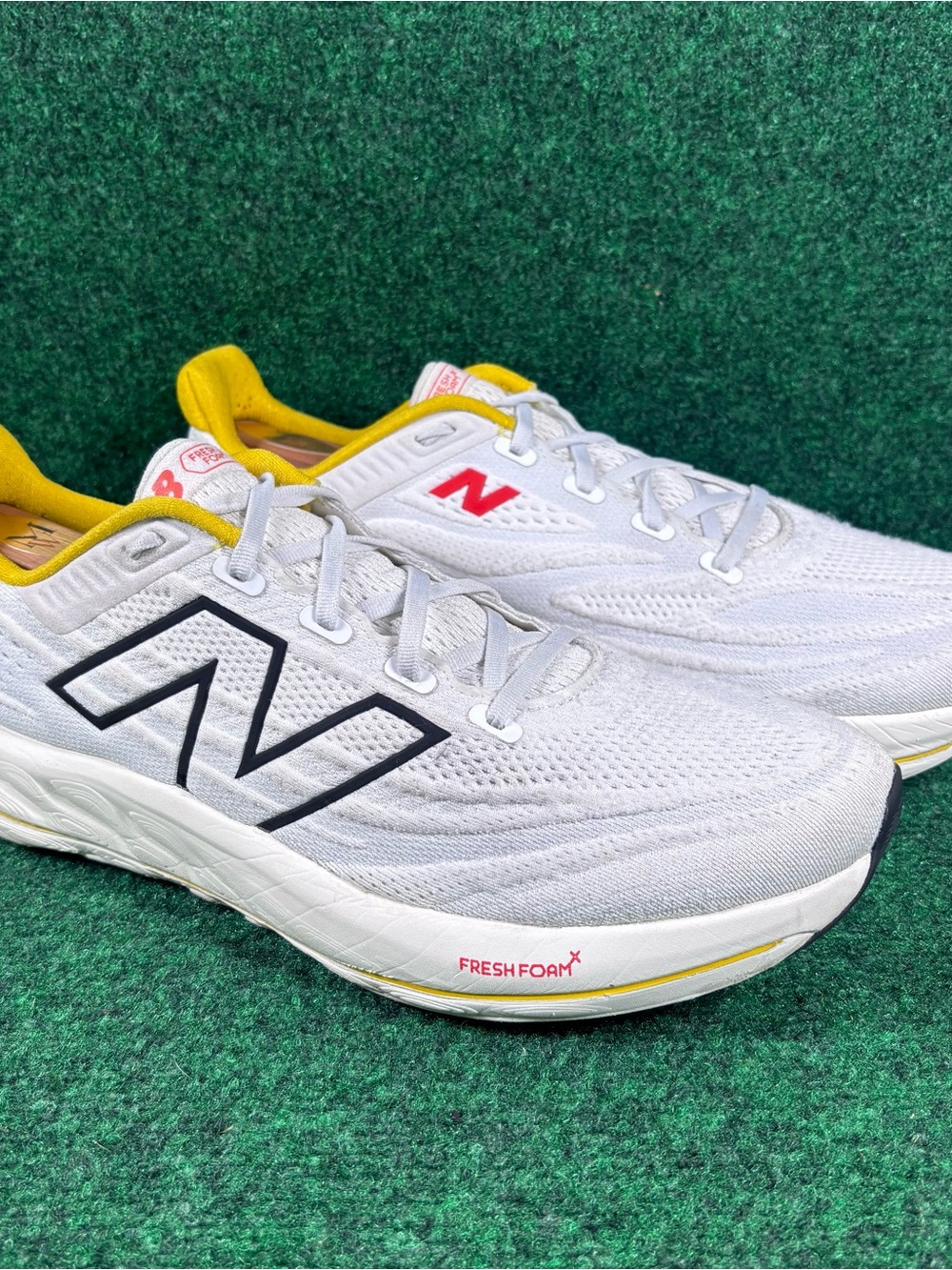 Mens New Balance FreshFoam X Vongo V6 Max Cushion Stability Running Shoe Sz 12.5 - Picture 2 of 7